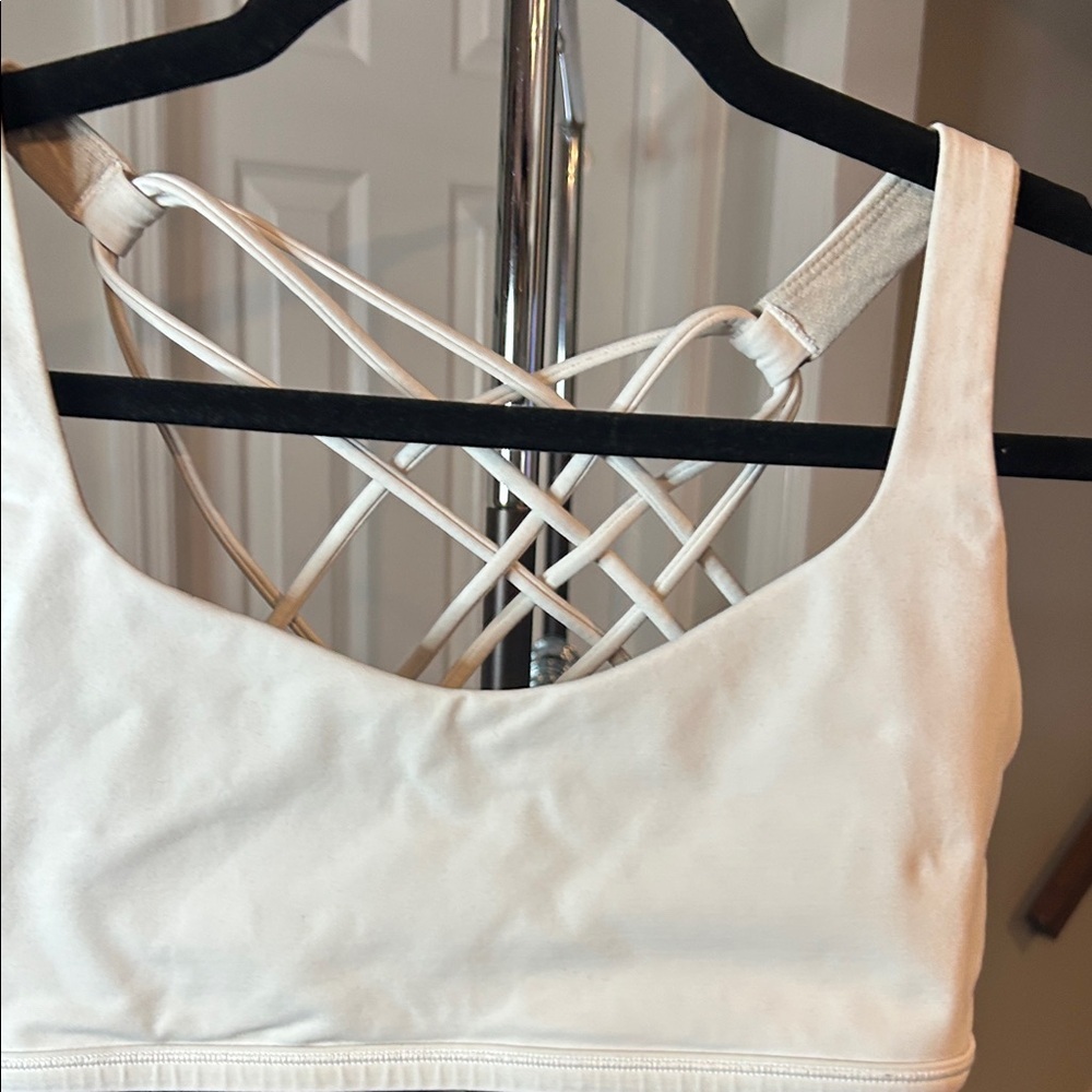 Lululemon Women's Cream Strappy Back Bralette Size 8